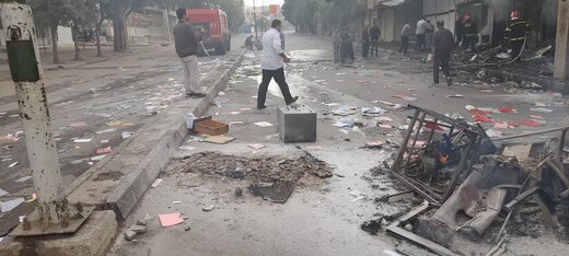 جزئیات اعتراضات در مهاباد و کشته شدن ۵ نفر جزئیات اعتراضات در مهاباد و کشته شدن ۵ نفر