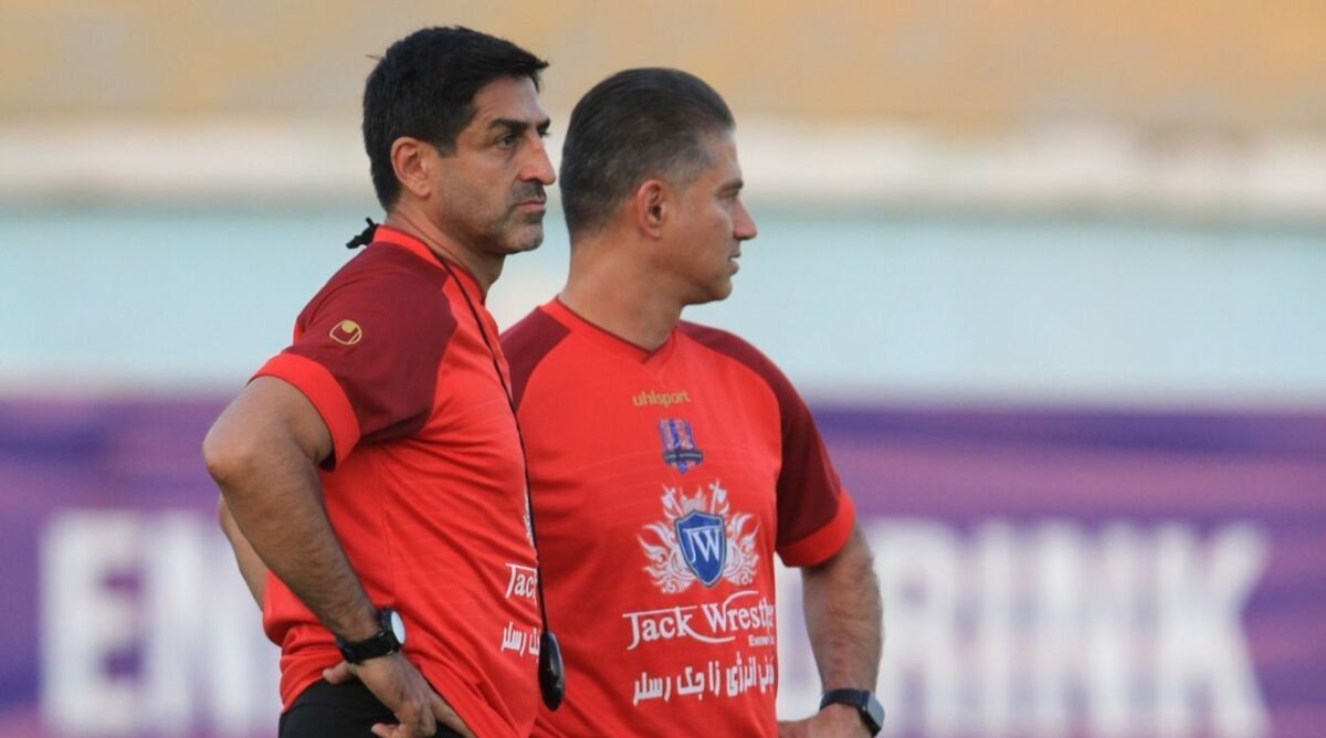 طعنه سنگین و عجیب به استقلالی ها ؛ کمک برای قهرمانی استقلال؟