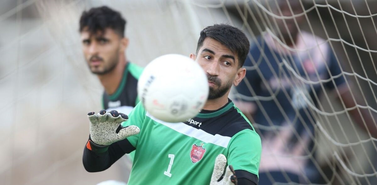 ستاره پرسپولیس در آستانه دربی هواداران را خوشحال کرد ستاره پرسپولیس در آستانه دربی هواداران را خوشحال کرد