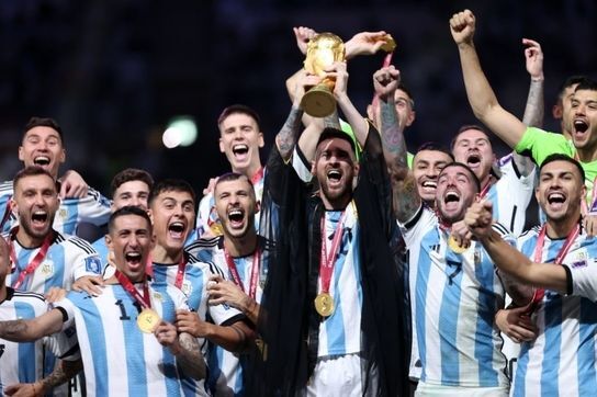 آرژانتين قهرمان جام /مسي پادشاه فوتبال