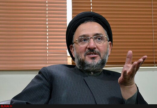 ابطحی به امام جمعه لاهیجان: بی حجاب ها دشمن خارجی نیستند/ ادبیات شما فقط به گسترش بی حجابی می انجامد