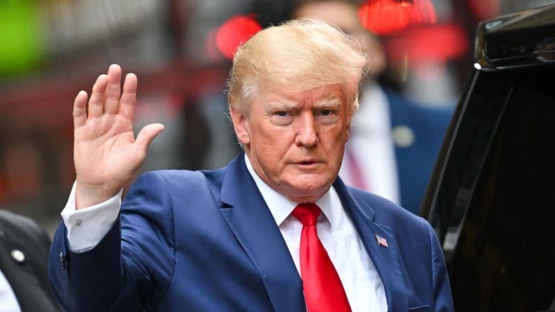 ترامپ بر سر پرونده پرداخت حقالسکوت رسما متهم شد؛ احتمال دستگیری رئیس جمهور سابق امریکا در روزهای آینده ترامپ بر سر پرونده پرداخت حقالسکوت رسما متهم شد؛ احتمال دستگیری رئیس جمهور سابق امریکا در روزهای آینده