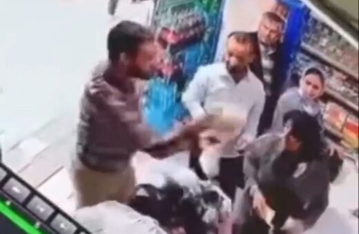 هشدار روزنامه اصولگرا درباره پیامدهای «ماستپاشی» روی دو زن بیحجاب در یک فروشگاه هشدار روزنامه اصولگرا درباره پیامدهای «ماستپاشی» روی دو زن بیحجاب در یک فروشگاه