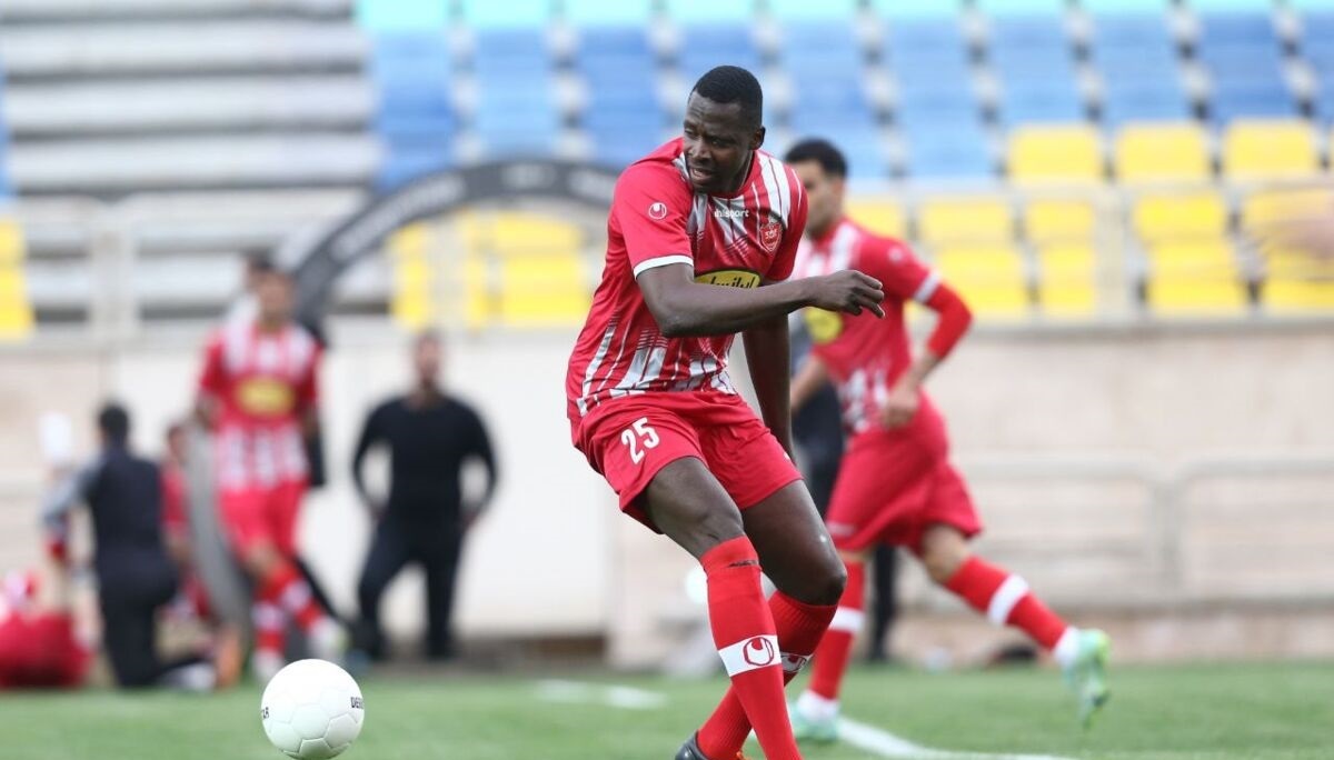 یاغی پرسپولیس خودش را از چشم یحیی انداخت یاغی پرسپولیس خودش را از چشم یحیی انداخت