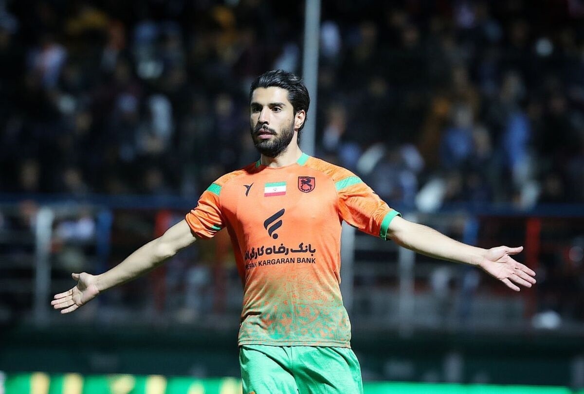 انتقاد تند از داور بازی پرسپولیس
