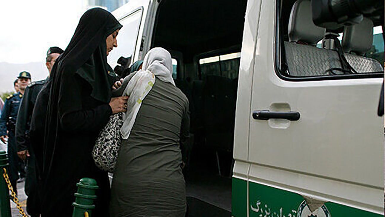 «توافق» مجلس، وزارت کشور، شورای امنیت ملی و قوه قضائیه برای «اجرای» طرح مقابله با بیحجابی «توافق» مجلس، وزارت کشور، شورای امنیت ملی و قوه قضائیه برای «اجرای» طرح مقابله با بیحجابی
