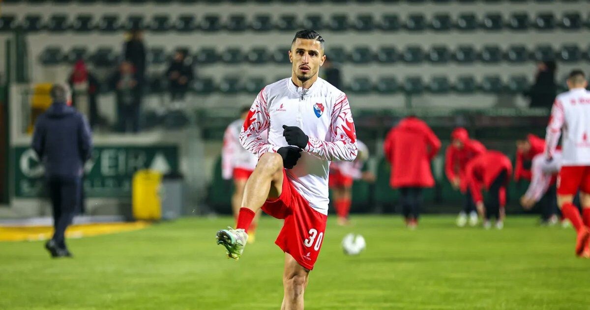 لژیونر جذاب در بهشت را به پرسپولیس نشان داد