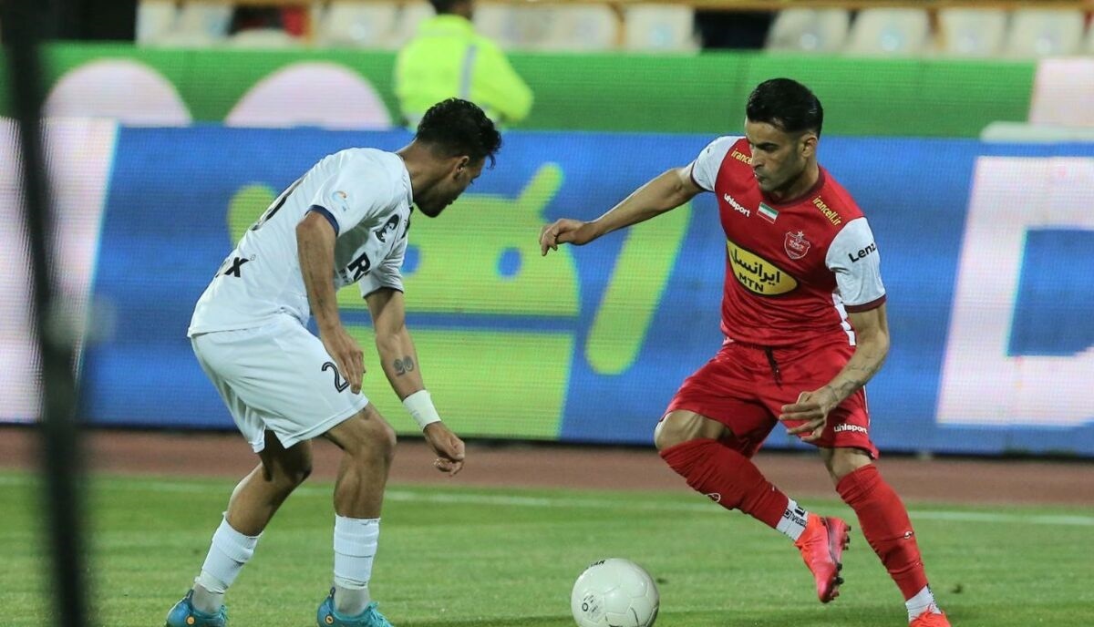 یک خالکوبی عجیب کار دست پسر یحیی داد؟ یک خالکوبی عجیب کار دست پسر یحیی داد؟