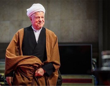 حمله‌ی کیهان به آیت‌الله هاشمی رفسنجانی: نیست که ببیند روزگار آینده، همچنان روزگار قدرت نظامی است و نه گفتمان و مذاکره!