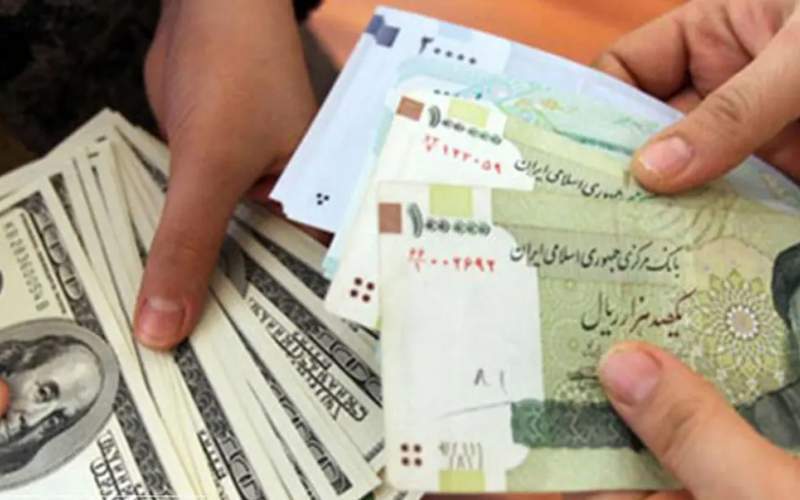 تنها در ایران ارزش پول ملی یک‌شبه ۲۰ درصد افت می‌کند