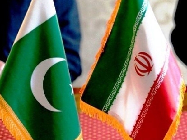 سخنگوی وزارت خارجه: اتفاق اخیر چیزی از استحکام روابط ایران و پاکستان کم نخواهد کرد / کسی به سوءاستفاده از رخداد اخیر فکر نکند و برای سوءاستفاده از آن طمع ورزی نکند