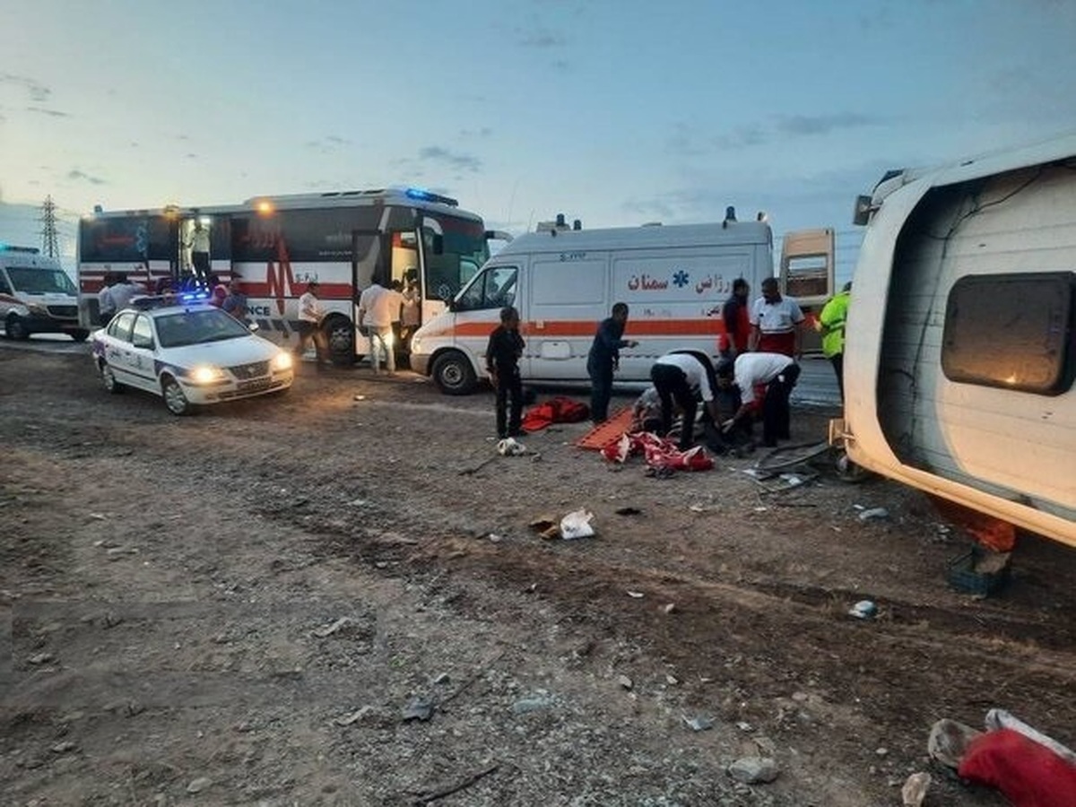 واژگونی اتوبوس تبریز به تهران؛ مصدومیت ۲۸ نفر
