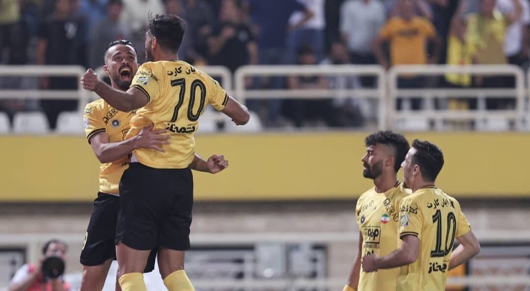 برخورد جالب امید نورافکن با پرسپولیسی ها در تیم ملی برخورد جالب امید نورافکن با پرسپولیسی ها در تیم ملی