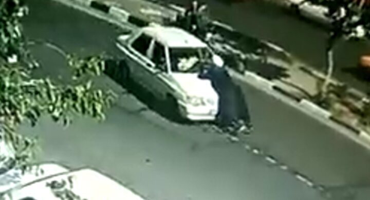 رأی پرونده عامل زیرگرفتن یک روحانی در خیابان مرزداران تهران صادر شد: ۸ ماه حبس تعزیری، ۴۰ ضربه شلاق تعزیری و ۲ سال محرومیت از رانندگی / شاکی اعلام گذشت کرد رأی پرونده عامل زیرگرفتن یک روحانی در خیابان مرزداران تهران صادر شد: ۸ ماه حبس تعزیری، ۴۰ ضربه شلاق تعزیری و ۲ سال محرومیت از رانندگی / شاکی اعلام گذشت کرد