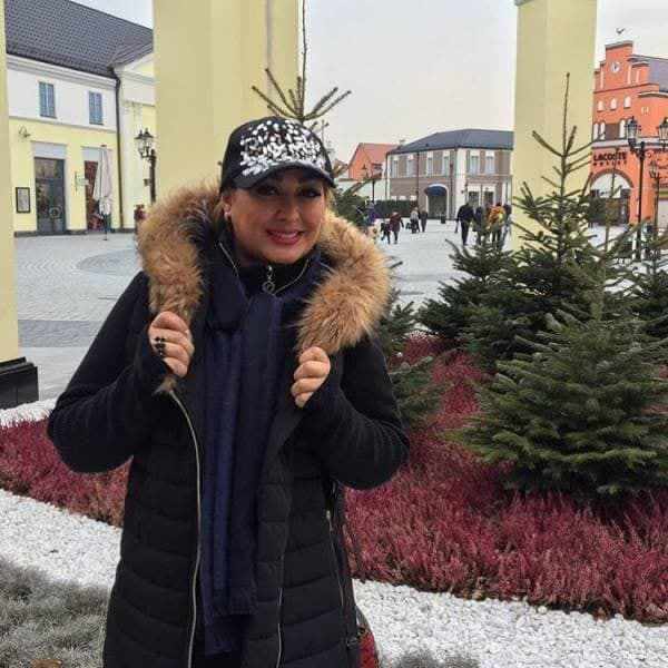 الهام حمیدی در خارج این تیپی می گردد/ عکس