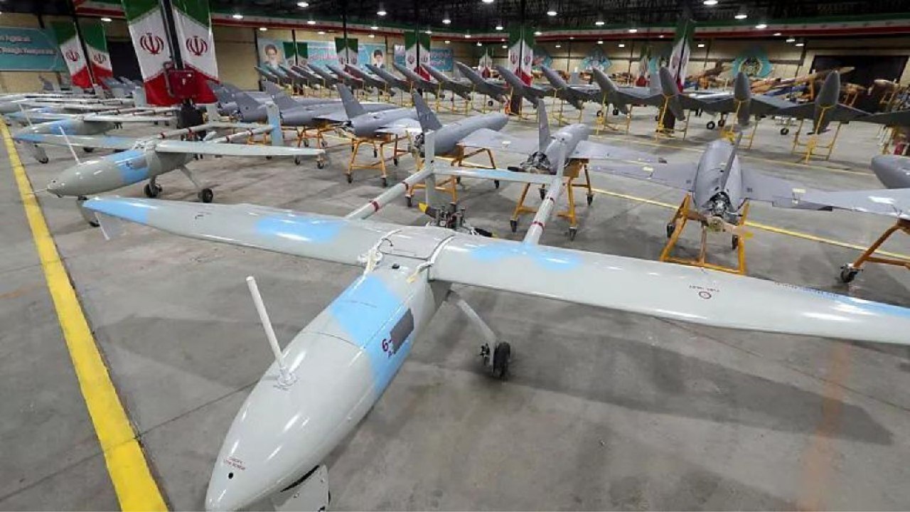 ادعای چند سازمان غیردولتی: قطعات ۱۸ شرکت مستقر در آمریکا، آلمان و ژاپن در پهپادهای ایرانی مورد استفاده روسیه یافت شدند ادعای چند سازمان غیردولتی: قطعات ۱۸ شرکت مستقر در آمریکا، آلمان و ژاپن در پهپادهای ایرانی مورد استفاده روسیه یافت شدند