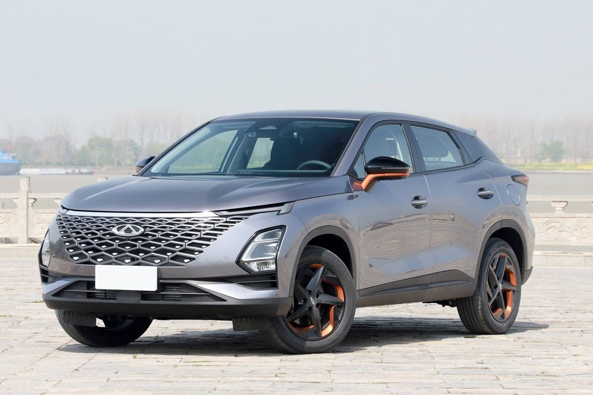 شاسی بلند چینی در ۴ روز ۱۰۰ میلیون ارزان شد شاسی بلند چینی در ۴ روز ۱۰۰ میلیون ارزان شد