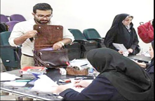 ۱۵۰۰۰ استاد سهمیهای مخفیانه در دانشگاهها جذب میشوند ۱۵۰۰۰ استاد سهمیهای مخفیانه در دانشگاهها جذب میشوند