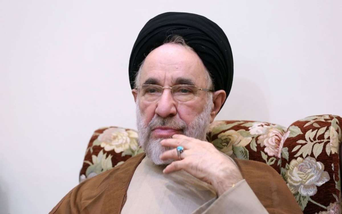 محمد خاتمی: باید بپذیرید که بخش کثیری از جامعه، حجاب اجباری را نمی‌خواهند