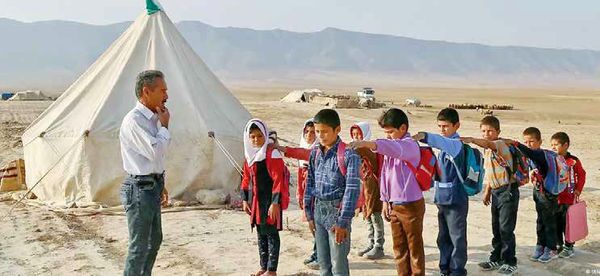 درِ این وزارتخانه را تخته کنید!