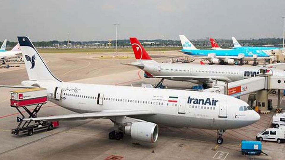 پیداشدن یک پیرزن در قسمت بار فرودگاه امام/ ویدیو