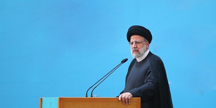 رئیسی: نظم جدید جهانی با افول قدرت آمریکا در حال رقم خوردن است / ائتلاف‌هایی مثل شانگهای در برابر آمریکا در حال قدرت گرفتن است