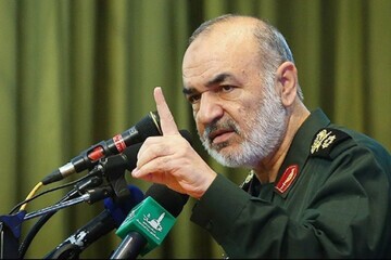 سردار سلامی: دشمن به سمت « ICU سیاسی» می رود /دشمن را از نزدیک می‌بینیم