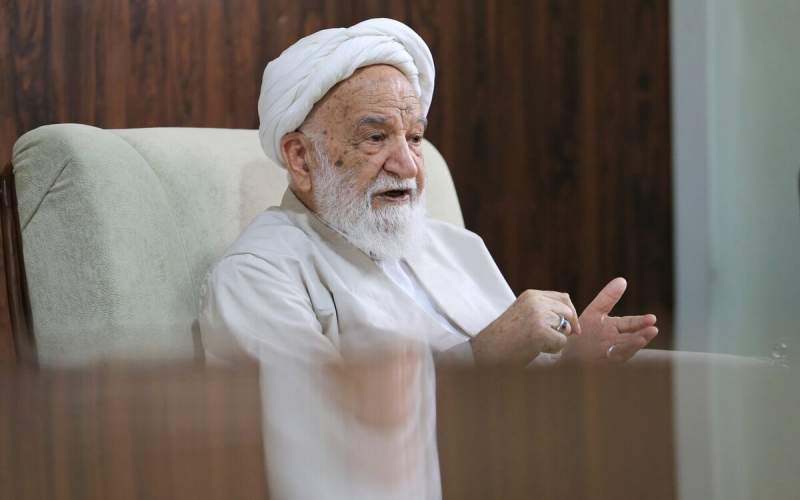 آیت‌الله مسعودی خمینی: گشت ارشاد نمی‌داند معنای بنشین، بفرما و بتمرگ متفاوت است؟