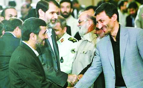بوي احمدي‌نژاد عطر جبهه پايداري