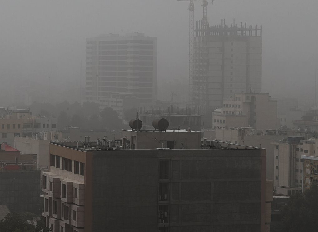 کیفیت هوای تهران در وضعیت نارنجی است / شاخص آلودگی: ۱۳۹