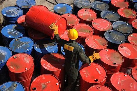 محکومیت 2 نفر در امریکا به دلیل تلاش برای فروش نفت ایران به چین