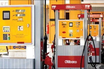 روزنامه اطلاعات: مجلس به شدت قبل مخالف گران کردن بنزین نیست/ قرار است چه اتفاقی بیفتد؟