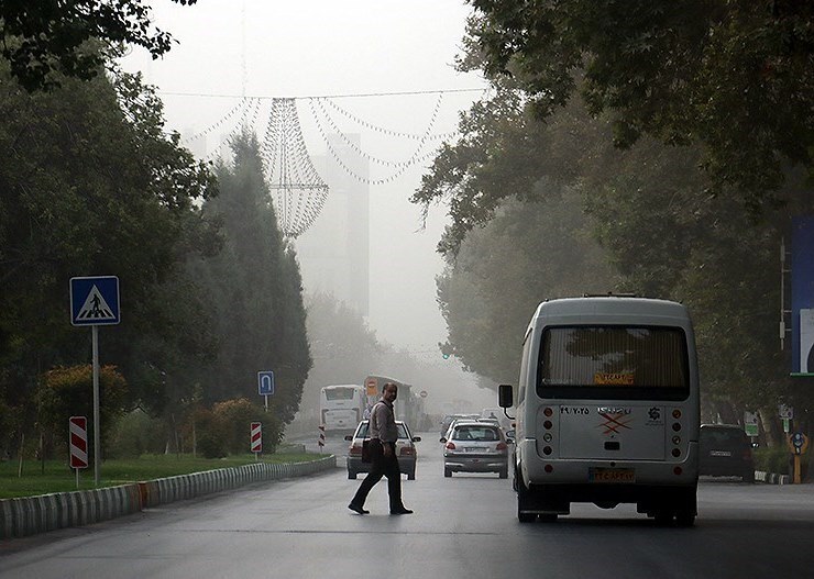 وضعیت آب و هوا، امروز ۴ آذر ۱۴۰۲ / هوای ناسالم تهران برای تمام گروه‌ها/سامانه بارشی دوشنبه وارد کشور می‌شود