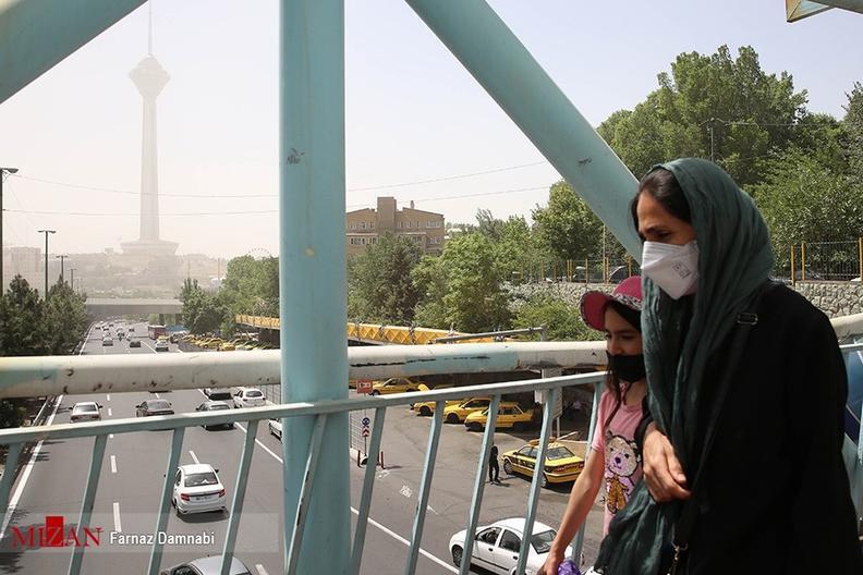 عضو شورای شهر: مازوت‌سوزی از دلایل آلودگی هوای تهران در ۶ ماه دوم سال است