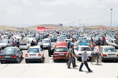 سرگردانی معامله‌گران خودرو