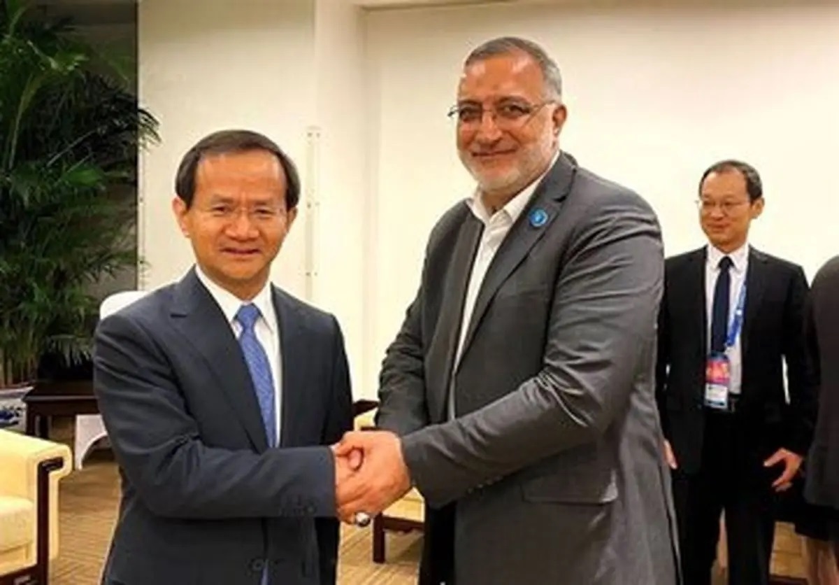 تهران در مشت چین | افشاگری جدید اعضای شورای شهر تهران درباره قرارداد میلیارد دلاری زاکانی با چینیها تهران در مشت چین | افشاگری جدید اعضای شورای شهر تهران درباره قرارداد میلیارد دلاری زاکانی با چینیها