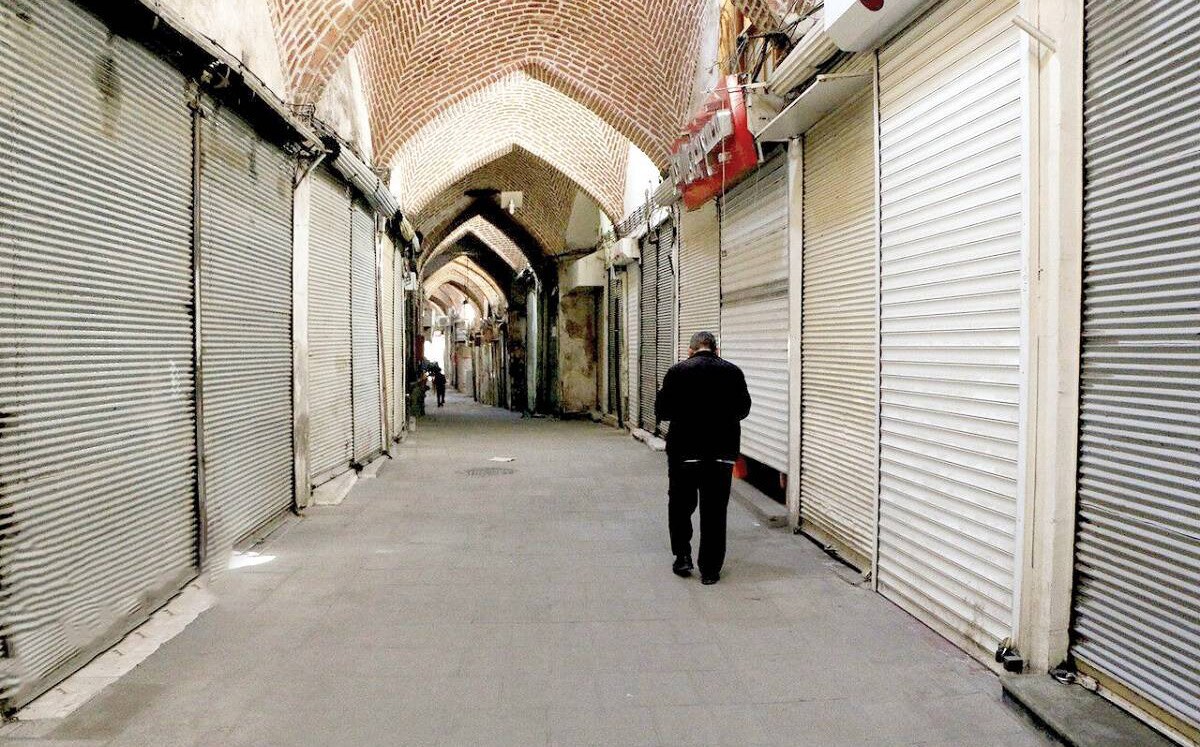 بازار طلای تهران همچنان نیمه‌تعطیل است/آخرین وضعیت اعتراض و اعتصاب طلافروشان