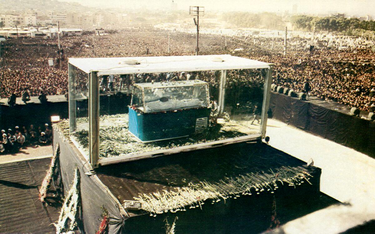 تصاویرمنتشر نشده از  از مراسم تدفین امام خمینی