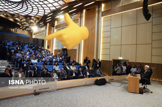 عکس پربازدید از حامیان جلیلی در دانشگاه تهران