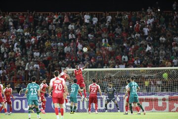 کمدین استقلالی پرسپولیسی‌ها را شست و پهن کرد