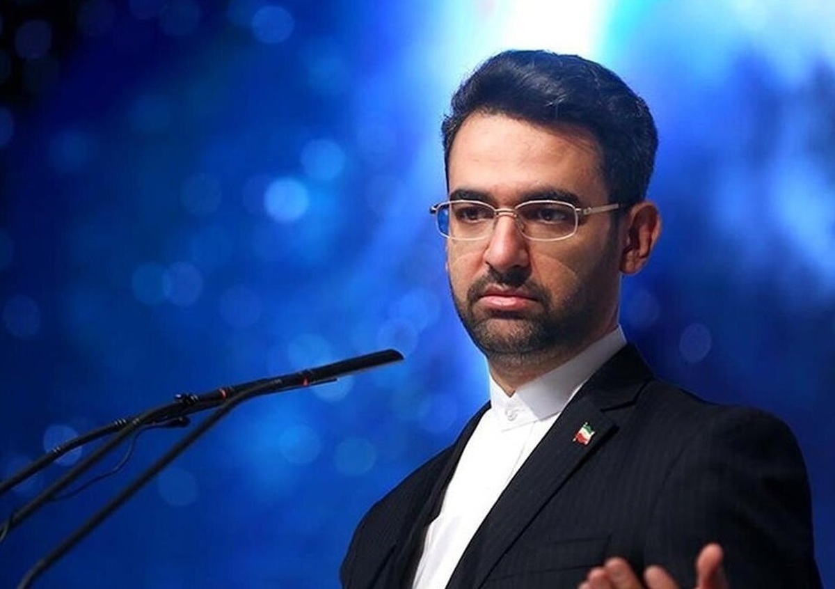 آذری جهرمی: گفته بودند پزشکیان پس از پیروزی، در اول محرم برنامه رقاصی می‌گذارد؛ ما امروز فریاد می‌زنیم یا حسین / امیدوارم این صدا را بشنوند / ما مدیون مردم ایران هستیم که با وجود تمام دلخوری ها، غم ها، ناراحتی‌ها و تنگی معیشت به آقای پزشکیان اعتماد کردند / از امروز یک ماراتن سنگین برای دولت آقای پزشکیان آغاز می‌شود تا همه ۵۰ درصدی که رای ندادند به جمع ما اضافه شوند