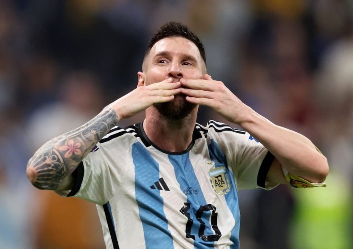 عکس| پیام لیونل مسی برای قهرمانی؛ یالا آرژانتین!