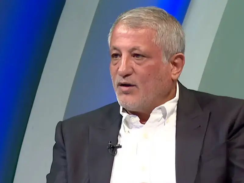 محسن هاشمی خطاب به مشاور جلیلی: شما نگذاشتید آقای رئیسی برجام را حل کند؛ چون میخواستید آقای جلیلی بیاید/ خودتان توهین را شروع کردید، فکر نکنید کم میآورم، ده برابر شما میتوانم بگویم/ شما که میدانید برای حرف زدن درباره سال ۸۸ محدودیت داریم؛ اگر میتوانستیم حرف بزنیم که شما اینجا نبودید محسن هاشمی خطاب به مشاور جلیلی: شما نگذاشتید آقای رئیسی برجام را حل کند؛ چون میخواستید آقای جلیلی بیاید/ خودتان توهین را شروع کردید، فکر نکنید کم میآورم، ده برابر شما میتوانم بگویم/ شما که میدانید برای حرف زدن درباره سال ۸۸ محدودیت داریم؛ اگر میتوانستیم حرف بزنیم که شما اینجا نبودید