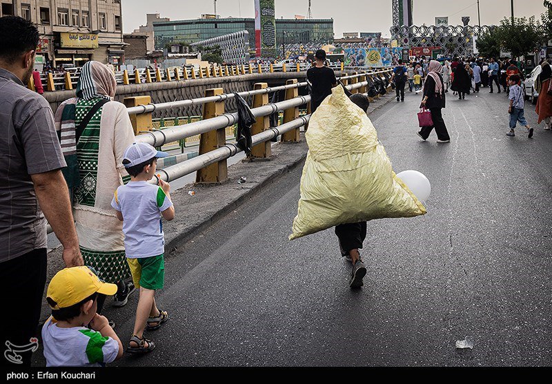 هشت تصویر تماشاییِ به جامانده از راهپیمایی غدیر