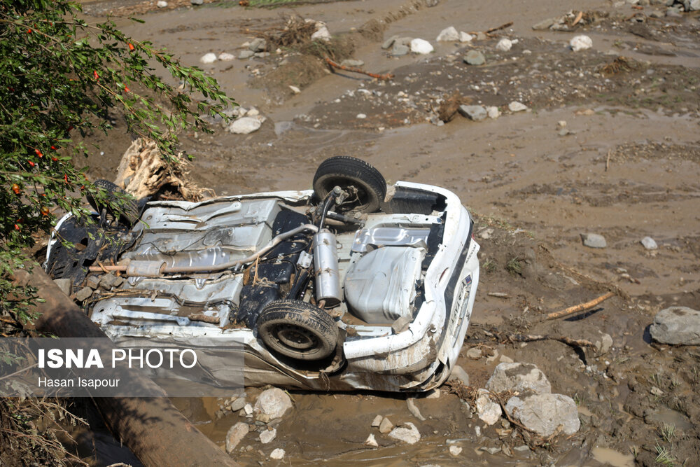 تصاویر وحشتناک از سیل مهیب در مازندران