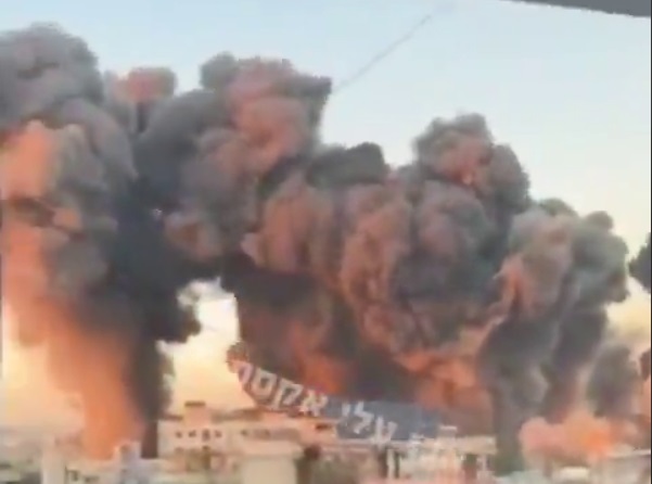 ادعای ارتش اسرائیل: مقر مرکزی حزبالله در قلب ضاحیه جنوبی بیروت را بمباران کردیم / رسانههای اسرائیلی: نتانیاهو در پی تحولات در ضاحیه جنوبی، نشست خبری در نیویورک را فوراً ترک کرد ادعای ارتش اسرائیل: مقر مرکزی حزبالله در قلب ضاحیه جنوبی بیروت را بمباران کردیم / رسانههای اسرائیلی: نتانیاهو در پی تحولات در ضاحیه جنوبی، نشست خبری در نیویورک را فوراً ترک کرد