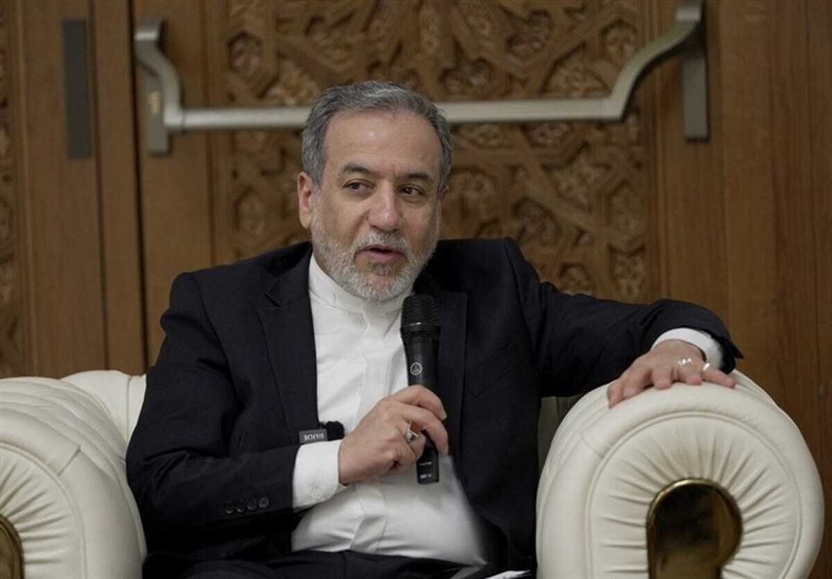 عراقچی: با جدیت لازم در مذاکرات شرکت کردیم؛ اگر اراده کافی وجود داشته باشد، درباره «جدول زمانی گفت‌وگوها» تصمیم می‌گیریم/ در دیدار پیش‌رو، خیلی از مسائل اولیه و اصولی روشن خواهد شد/ آنچه که الان مشخص است، غیرمستقیم بودن مذاکره و گفت‌وگو فقط درباره موضوع هسته‌ای است