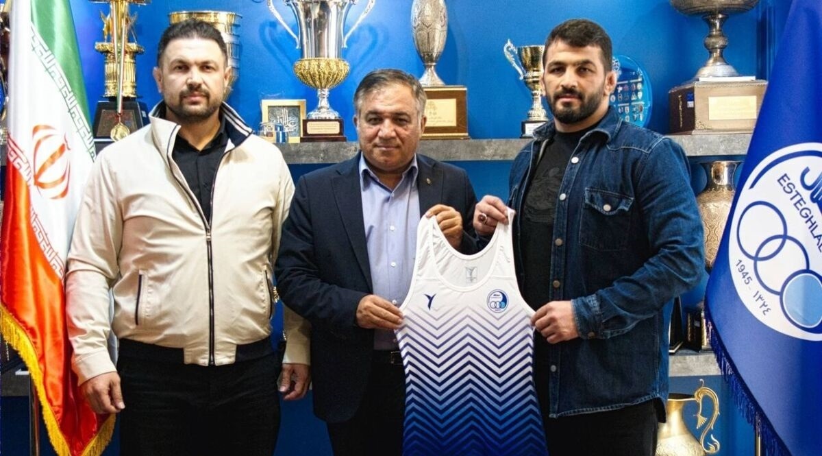 دلیل غیبت حسن یزدانی در جشن استقلال چه بود؟