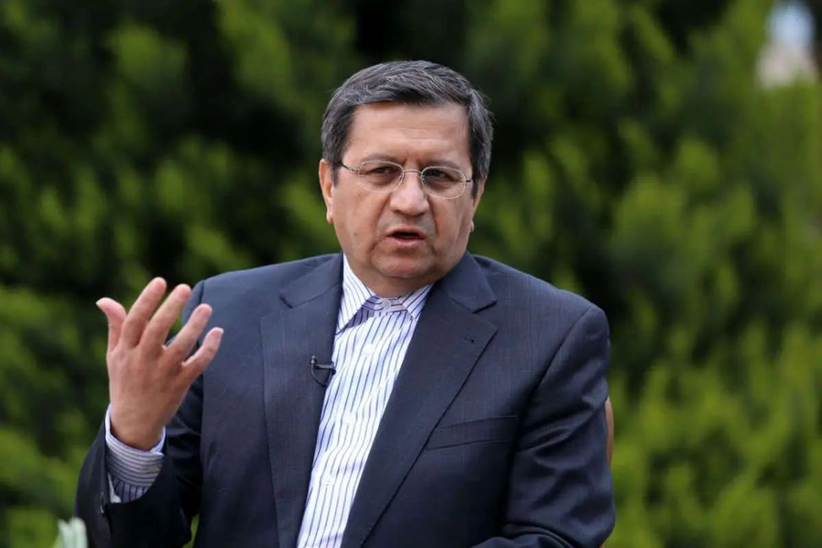 همتی: ارز ترجیحی باعث از بین رفتن ذخایر و بالا بردن قیمت‌های دستوری ارز شد/ با توجه به شرایط تحریمی، مدیریت ارز اصولی دارد/ حتماً به بازار سرمایه کمک خواهم کرد/ بسیاری از بانک‌های ما متاسفانه ناتراز هستند؛ این موضوع باعث اضافه برداشت از بانک مرکزی شده که با آن برخورد خواهم کرد