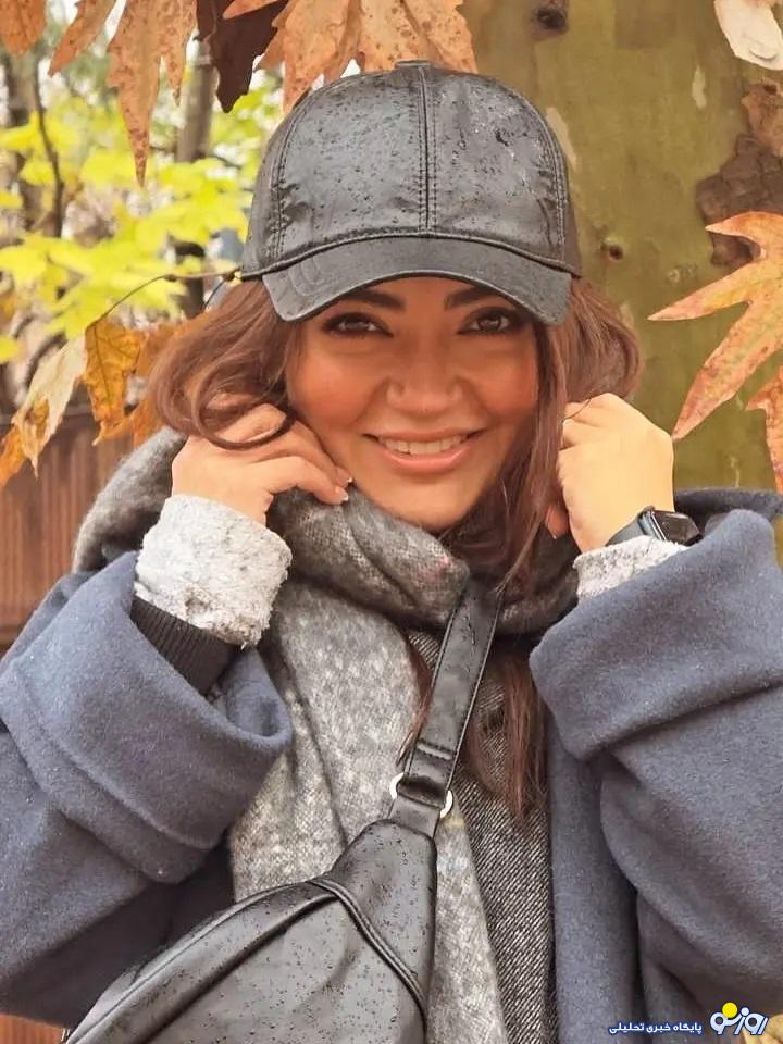 بازیگر خانم با استایل شیک و زمستانه بازیگر خانم با استایل شیک و زمستانه